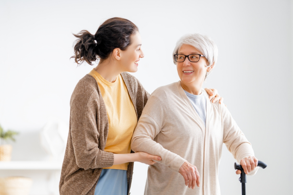 Caregiver training for caring for cancer patients in home care