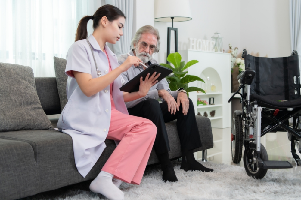 Caregiver training course on understanding assignments, responsibilities, and scope of practice