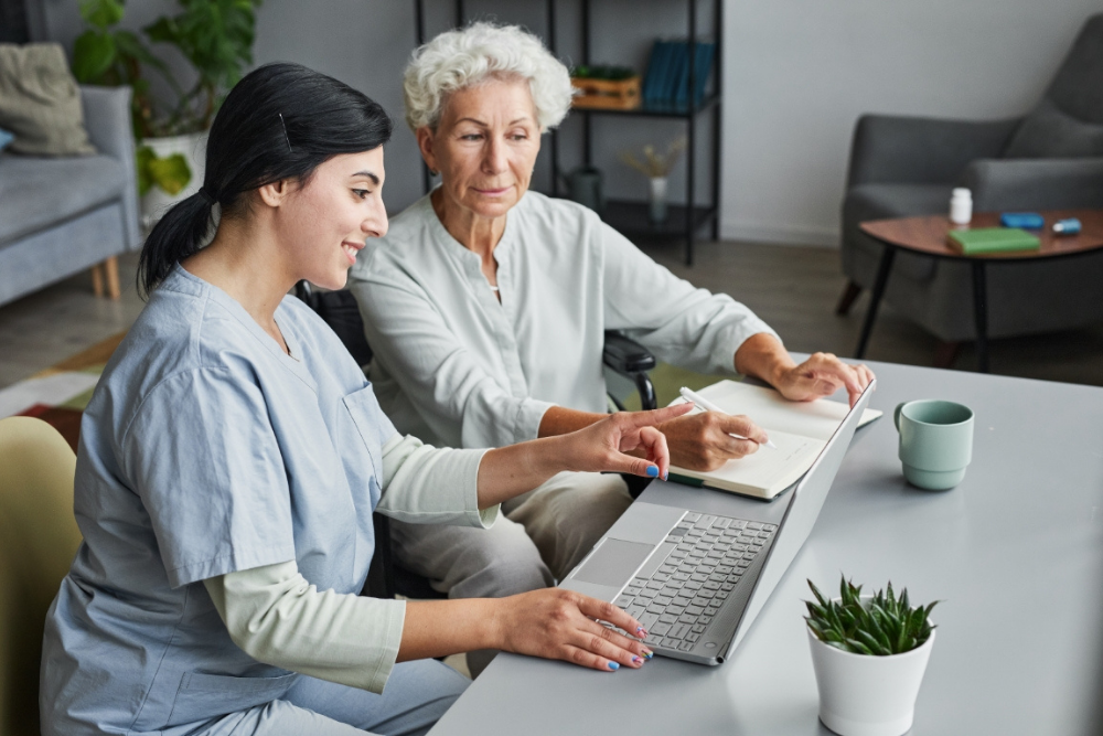 Caregiver training course on preventing infections in home care settings